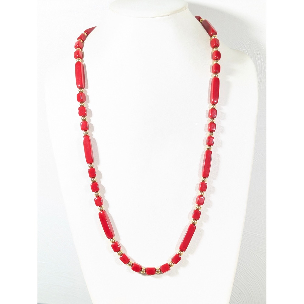 Vintage Trifari Red Lucite Bead Necklace Gold Tone 30 In Long Retro Mod